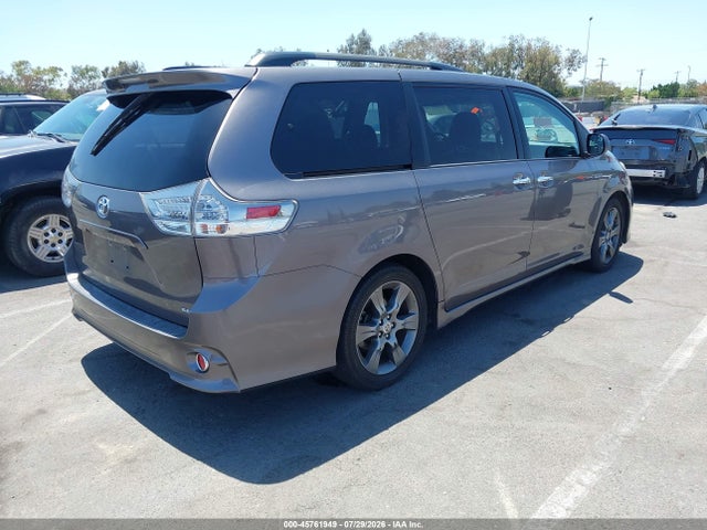 Toyota Sienna Se 8 Passenger 2015 5TDXK3DC5FS644498 Image 4