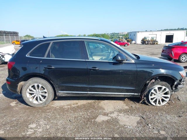 Audi Q5 2.0t Premium 2016 WA1C2AFP2GA034523 Image 13