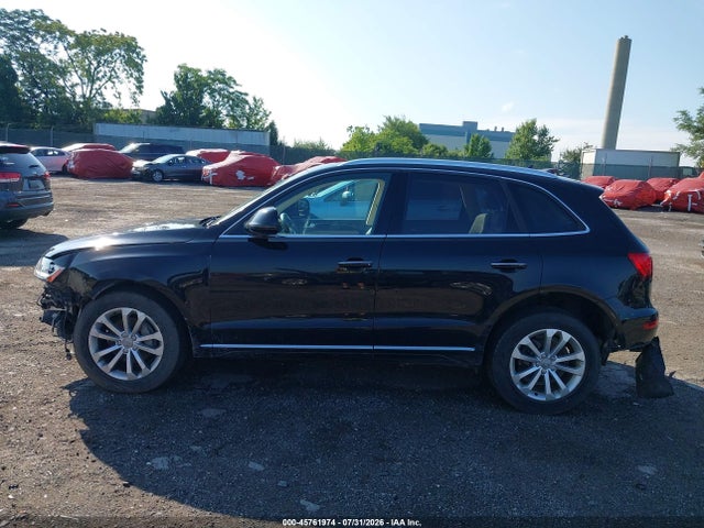 Audi Q5 2.0t Premium 2016 WA1C2AFP2GA034523 Image 14