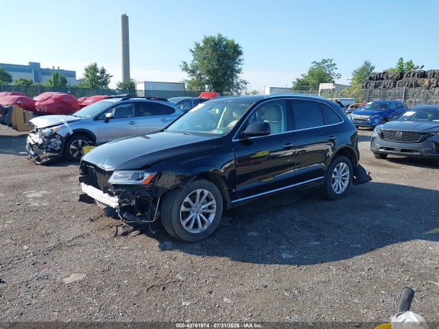 Audi Q5 2.0t Premium 2016 WA1C2AFP2GA034523 Image 2