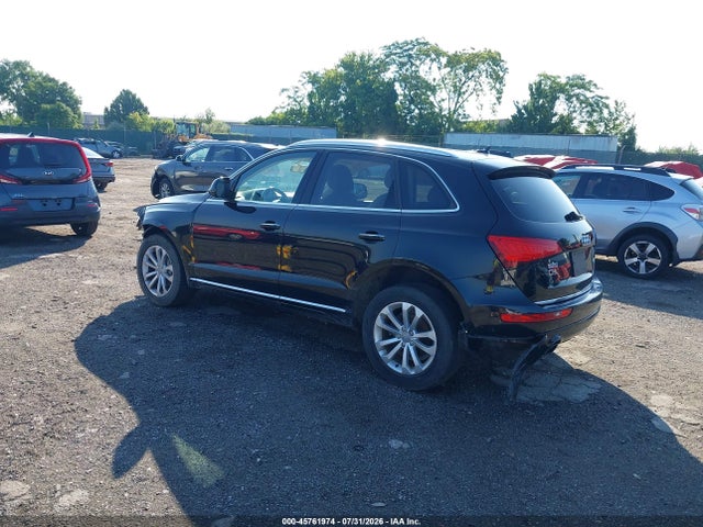 Audi Q5 2.0t Premium 2016 WA1C2AFP2GA034523 Image 3