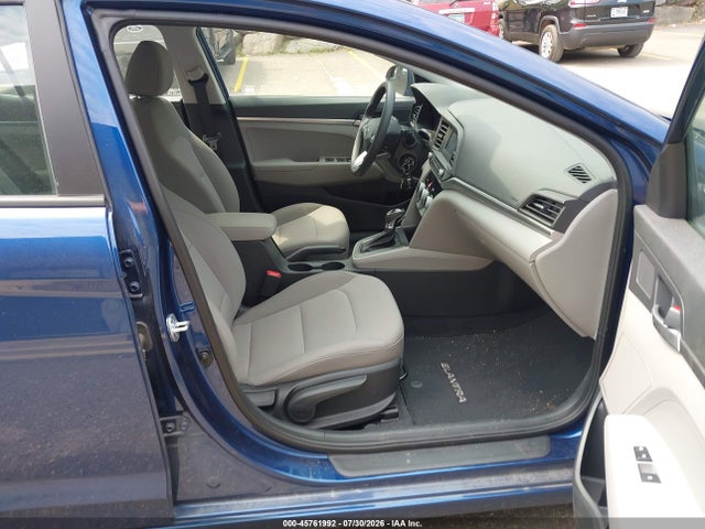 2019 Hyundai Elantra Se მანქანა იყიდება აუქციონზე, vin: 5NPD74LF1KH488904, აუქციონის ნომერი: 45761992