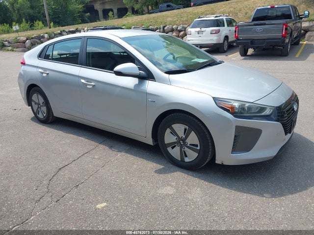 2018 Hyundai Ioniq Hybrid Blue მანქანა იყიდება აუქციონზე, vin: KMHC65LC1JU075911, აუქციონის ნომერი: 45762073