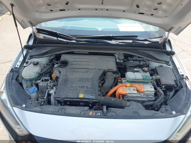 2018 Hyundai Ioniq Hybrid Blue მანქანა იყიდება აუქციონზე, vin: KMHC65LC1JU075911, აუქციონის ნომერი: 45762073