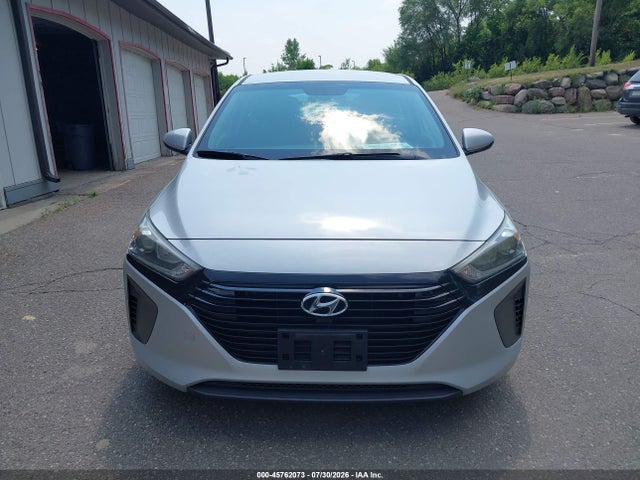 2018 Hyundai Ioniq Hybrid Blue მანქანა იყიდება აუქციონზე, vin: KMHC65LC1JU075911, აუქციონის ნომერი: 45762073