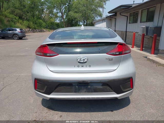2018 Hyundai Ioniq Hybrid Blue მანქანა იყიდება აუქციონზე, vin: KMHC65LC1JU075911, აუქციონის ნომერი: 45762073