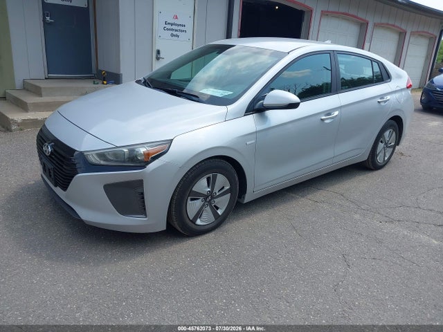 2018 Hyundai Ioniq Hybrid Blue მანქანა იყიდება აუქციონზე, vin: KMHC65LC1JU075911, აუქციონის ნომერი: 45762073