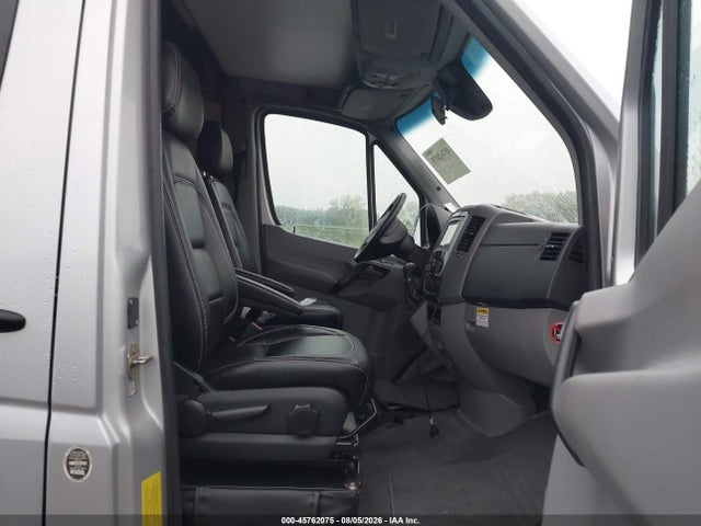 2017 Mercedes-benz Sprinter 3500 High Roof მანქანა იყიდება აუქციონზე, vin: WDAPF4CC8GP185266, აუქციონის ნომერი: 45762075