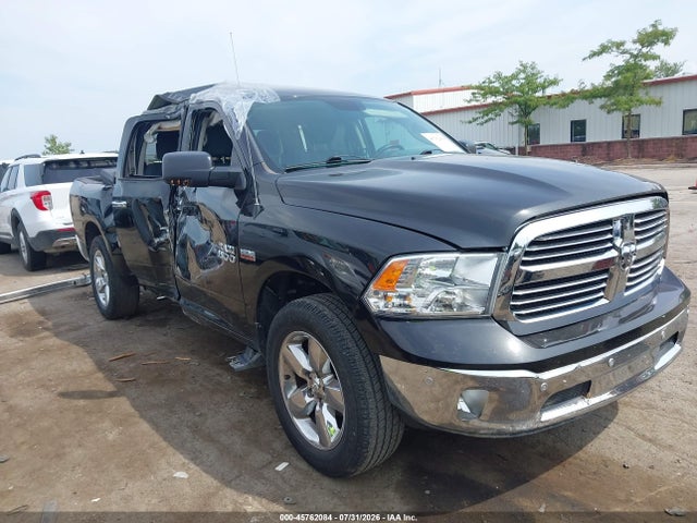 2017 Ram 1500 Big Horn  4x4 5'7 Box მანქანა იყიდება აუქციონზე, vin: 1C6RR7LT5HS712586, აუქციონის ნომერი: 45762084