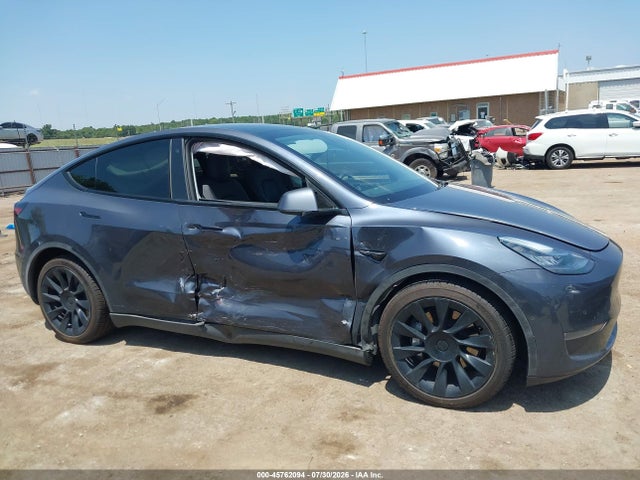 Продаж на аукціоні авто 2020 Tesla Model Y Long Range Dual Motor All-wheel Drive, vin: 5YJYGDEE4LF048651, номер лоту: 45762094