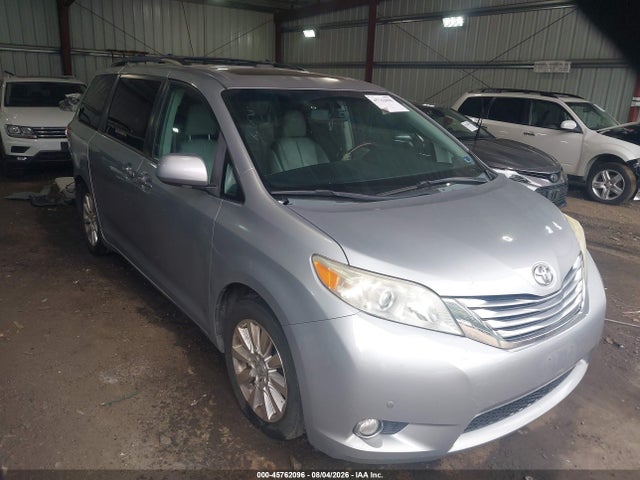 Auction sale of the 2011 Toyota Sienna Limited V6, vin: 5TDYK3DC6BS065759, lot number: 45762096