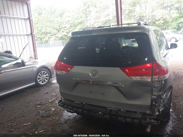 Продаж на аукціоні авто 2011 Toyota Sienna Limited V6, vin: 5TDYK3DC6BS065759, номер лоту: 45762096