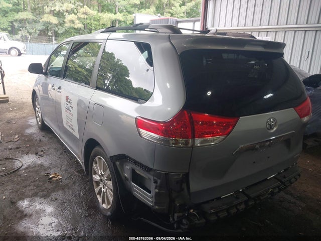 Продаж на аукціоні авто 2011 Toyota Sienna Limited V6, vin: 5TDYK3DC6BS065759, номер лоту: 45762096