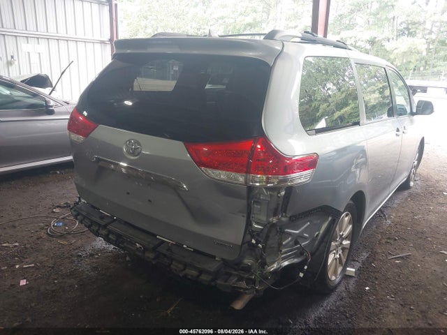Продаж на аукціоні авто 2011 Toyota Sienna Limited V6, vin: 5TDYK3DC6BS065759, номер лоту: 45762096