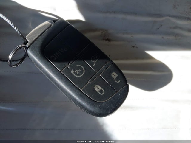 1C4RJFCT0FC764841 Jeep Grand Cherokee Overland