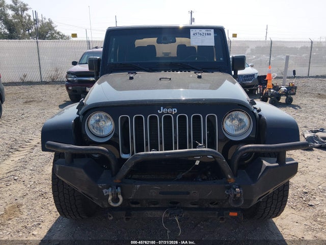 Продажа на аукционе авто 2016 Jeep Wrangler Sahara, vin: 1C4AJWBG2GL205911, номер лота: 45762180