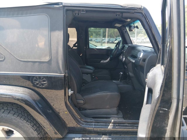 Продажа на аукционе авто 2016 Jeep Wrangler Sahara, vin: 1C4AJWBG2GL205911, номер лота: 45762180