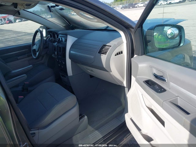 2010 Dodge Grand Caravan Hero მანქანა იყიდება აუქციონზე, vin: 2D4RN3D1XAR389530, აუქციონის ნომერი: 45762182
