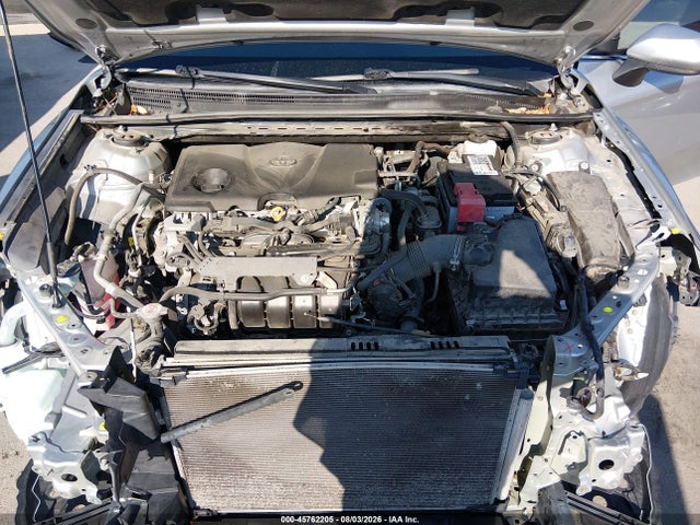 45762205 :رقم المزاد ، 4T1C11AK5MU460510 vin ، 2021 Toyota Camry Le مزاد بيع