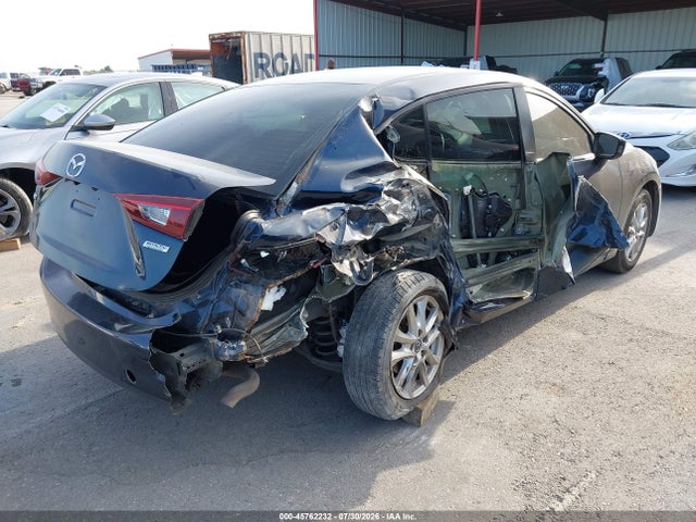 3MZBM1U79GM241599 Mazda Mazda3 I Sport