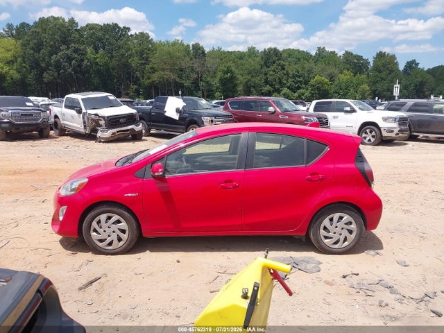 Продаж на аукціоні авто 2015 Toyota Prius C Two, vin: JTDKDTB3XF1102592, номер лоту: 45762318