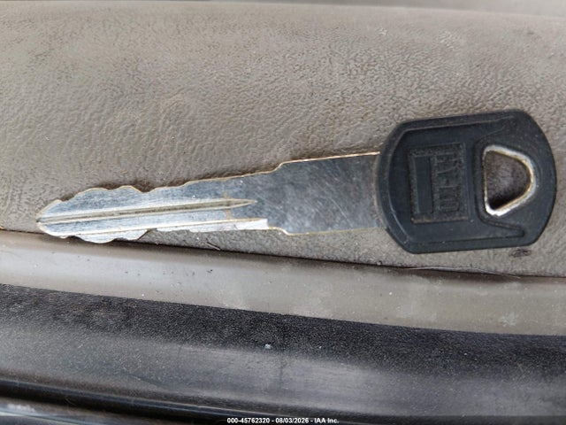 45762320 :رقم المزاد ، 1GCGK24R0WZ116929 vin ، 1998 Chevrolet C/k 2500 Fleetside مزاد بيع