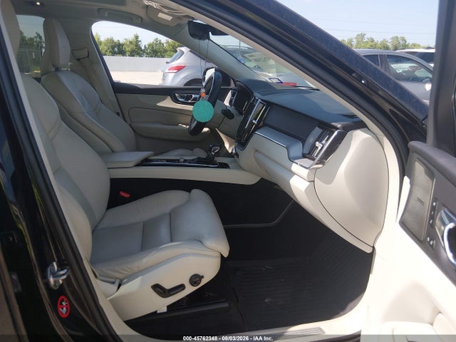 Продаж на аукціоні авто 2019 Volvo Xc60 T6 Inscription, vin: LYVA22RL2KB202075, номер лоту: 45762348