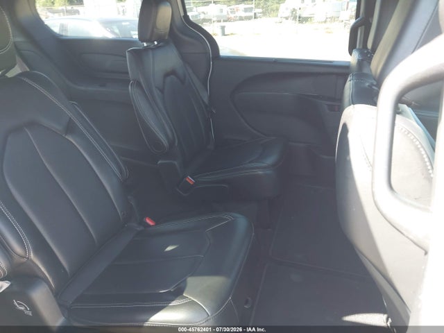 2C4RC1BG2SR569780 Chrysler Pacifica Select