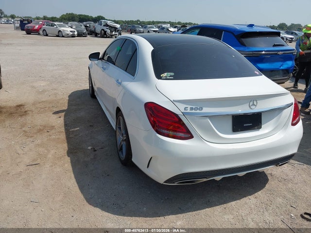 Aukcja sprzedaży 2018 Mercedes-benz C 300, vin: 55SWF4JB8JU246375, numer aukcji: 45762413