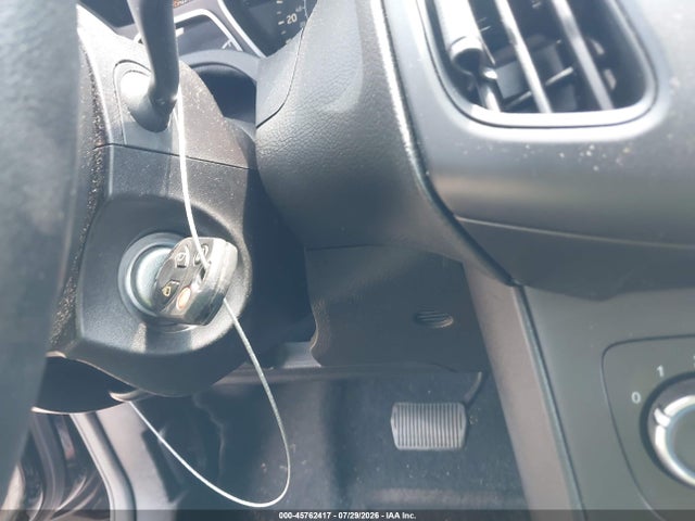 Ford FOCUS SE 2016 1FADP3F27GL236375 Image 11