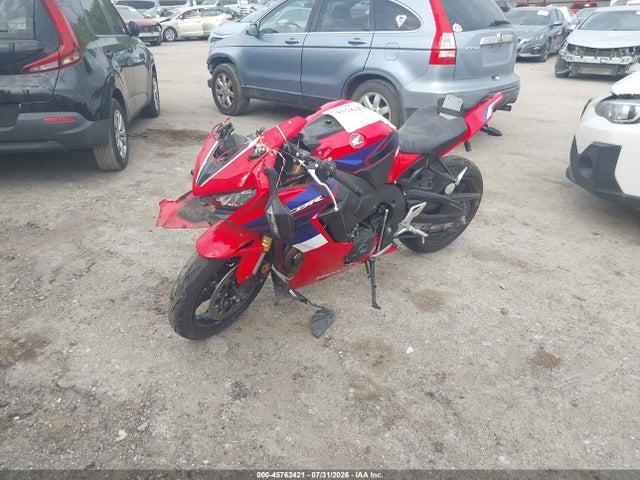 2022 Honda Cbr1000 Rr მანქანა იყიდება აუქციონზე, vin: JH2SC7717NK500361, აუქციონის ნომერი: 45762421