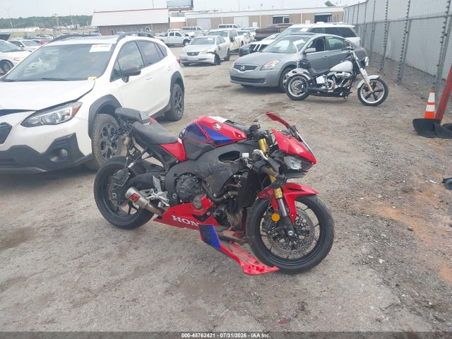2022 Honda Cbr1000 Rr მანქანა იყიდება აუქციონზე, vin: JH2SC7717NK500361, აუქციონის ნომერი: 45762421