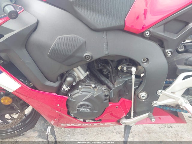 2022 Honda Cbr1000 Rr მანქანა იყიდება აუქციონზე, vin: JH2SC7717NK500361, აუქციონის ნომერი: 45762421