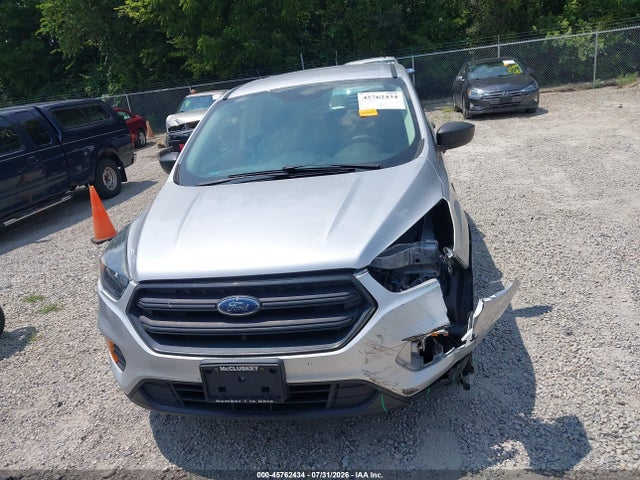 2018 Ford Escape S მანქანა იყიდება აუქციონზე, vin: 1FMCU0F78JUD17908, აუქციონის ნომერი: 45762434