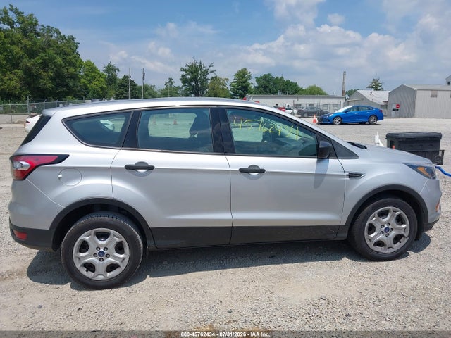 2018 Ford Escape S მანქანა იყიდება აუქციონზე, vin: 1FMCU0F78JUD17908, აუქციონის ნომერი: 45762434