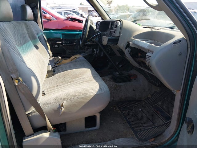 Продаж на аукціоні авто 1995 Chevrolet Gmt-400 C1500, vin: 1GCEC14H4SZ243568, номер лоту: 45762437