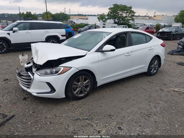 Hyundai ELANTRA SE 2017 5NPD84LF8HH181509 Image 2