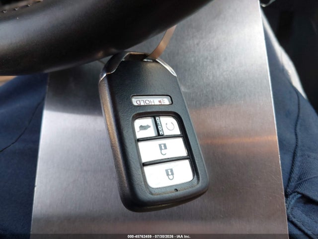 Продажа на аукционе авто 2018 Honda Cr-v Touring, vin: 7FARW1H92JE042823, номер лота: 45762459