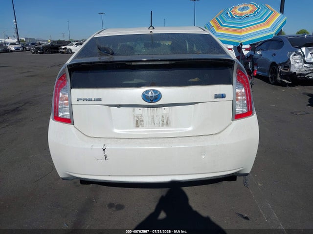 Toyota Prius Five 2014 JTDKN3DU9E1767761 Image 16