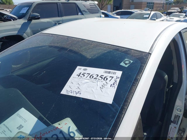 Toyota Prius Five 2014 JTDKN3DU9E1767761 Image 17