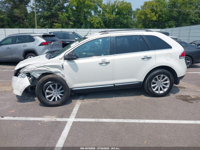 Продажа на аукционе авто 2013 Lincoln Mkx, vin: 2LMDJ6JK0DBL08615, номер лота: 45762608