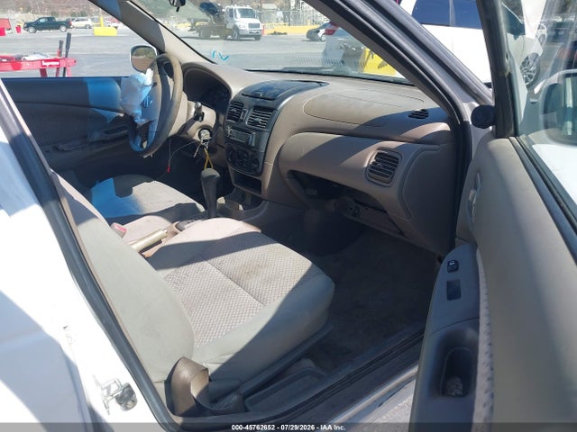 45762652 :رقم المزاد ، 3N1CB51D35L518042 vin ، 2005 Nissan Sentra 1.8s مزاد بيع