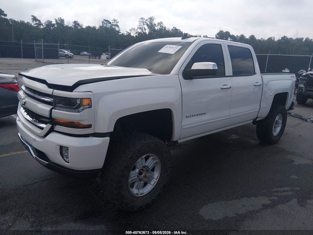 Продаж на аукціоні авто 2018 Chevrolet Silverado 1500 2lt, vin: 3GCUKREC7JG472325, номер лоту: 45762673
