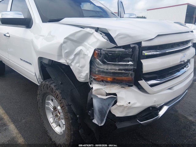 Продаж на аукціоні авто 2018 Chevrolet Silverado 1500 2lt, vin: 3GCUKREC7JG472325, номер лоту: 45762673