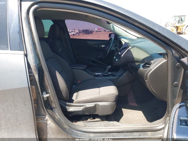 Продажа на аукционе авто 2018 Chevrolet Malibu Lt, vin: 1G1ZD5ST3JF232163, номер лота: 45762697