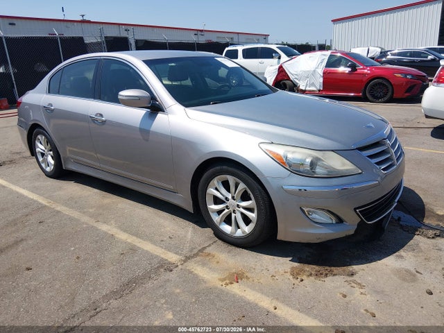 2012 Hyundai Genesis 3.8 მანქანა იყიდება აუქციონზე, vin: KMHGC4DD9CU158114, აუქციონის ნომერი: 45762723