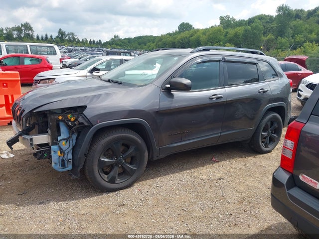 45762728 :رقم المزاد ، 1C4PJMDS4HW659755 vin ، 2017 Jeep Cherokee High Altitude مزاد بيع