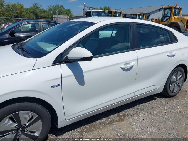 2020 Hyundai Ioniq Hybrid Blue მანქანა იყიდება აუქციონზე, vin: KMHC65LC1LU231108, აუქციონის ნომერი: 45762806