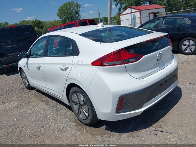 2020 Hyundai Ioniq Hybrid Blue მანქანა იყიდება აუქციონზე, vin: KMHC65LC1LU231108, აუქციონის ნომერი: 45762806