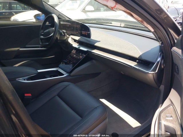 Lucid Air Pure 2024 50EA1PGA2RA001128 Image 5
